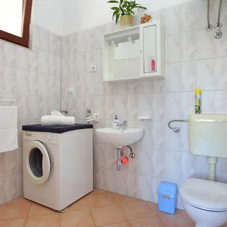 Apartments By The Sea Lokva Rogoznica, Omis - 2762 Apartment *