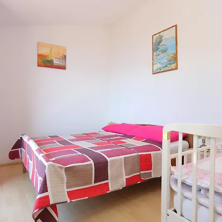 Apartment Apartments By The Sea Lokva Rogoznica, Omis - 2762 *